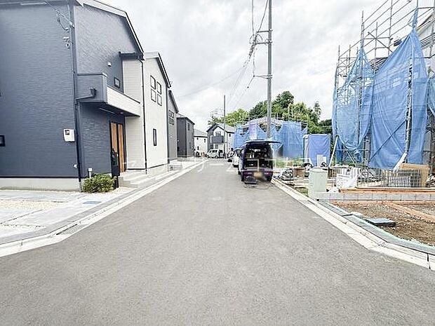 前面道路含む現地写真