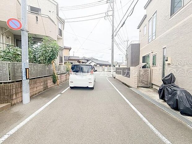 前面道路を含む現地写真