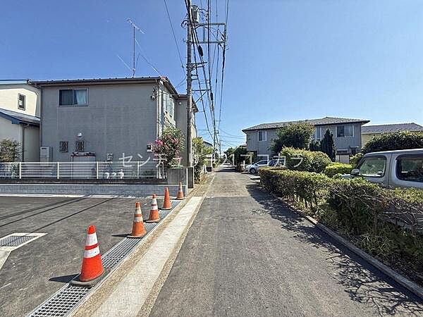 前面道路を含む現地写真