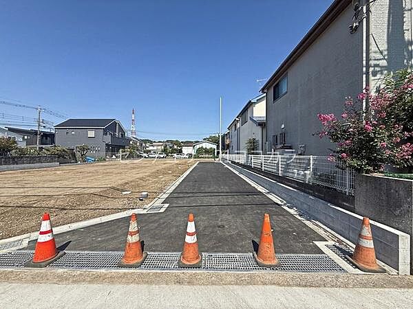 前面道路を含む現地写真