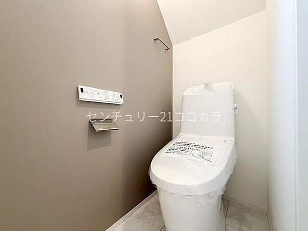 ウォシュレット機能付トイレ