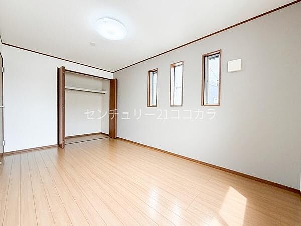 2階洋室7.5帖