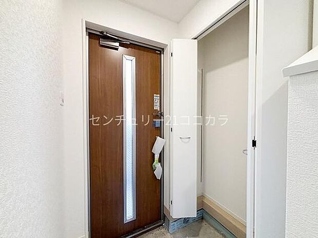 玄関、玄関収納