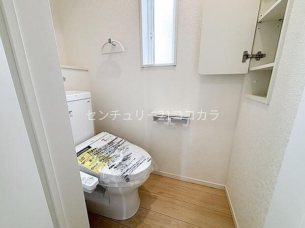 ウォシュレット機能付トイレ