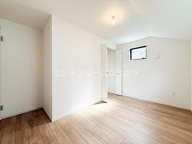 2階洋室約5.2帖