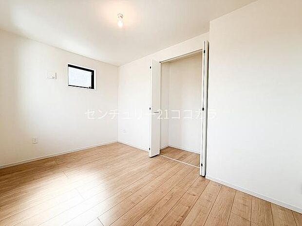2階洋室約5.5帖