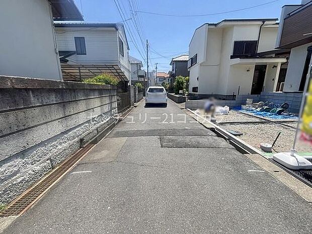前面道路を含む現地写真