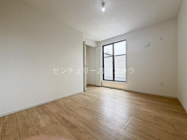 2階洋室6.1帖