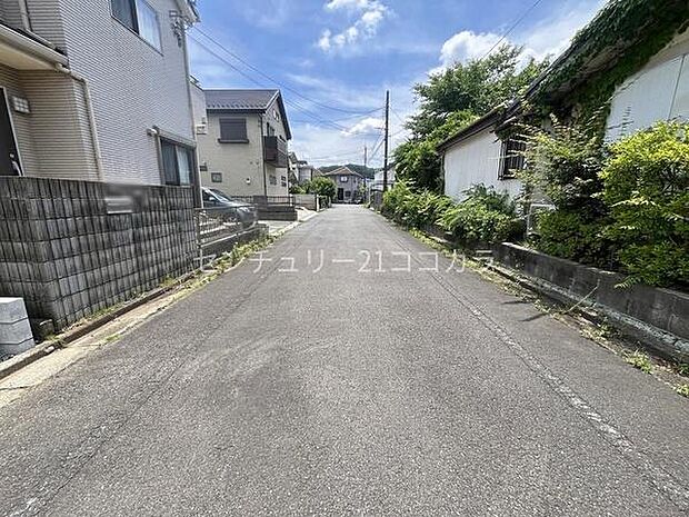前面道路を含む現地写真