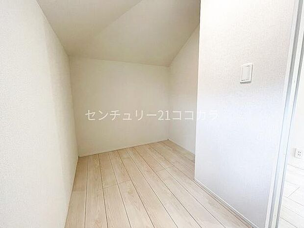 2階サービスルーム