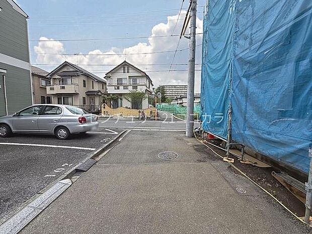 前面道路を含む現地写真