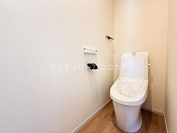 ウォシュレット機能付トイレ