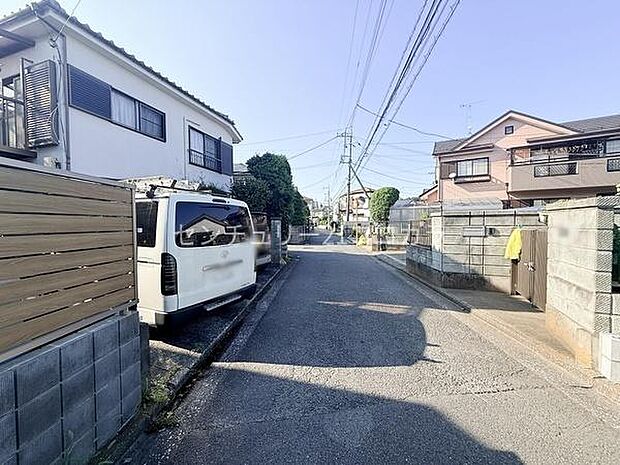 前面道路を含む現地写真