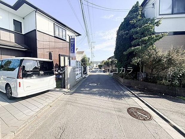 前面道路を含む現地写真
