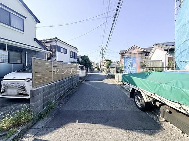 前面道路を含む現地写真