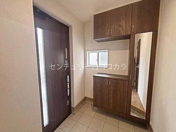 玄関、シューズボックス
