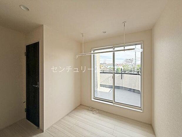 2階洋室7帖 ホスクリーン付き