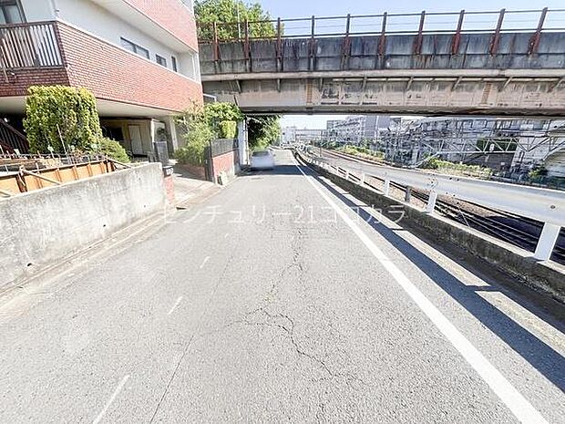 前面道路含む現地写真