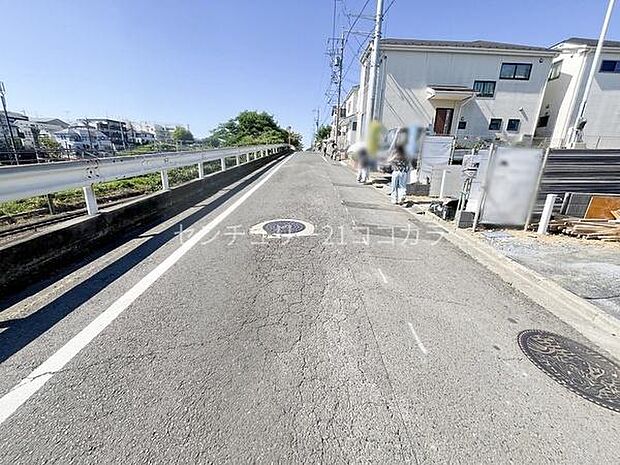前面道路含む現地写真