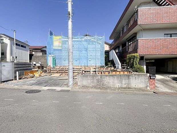日野市大阪上の新築一戸建て・全3棟　外観