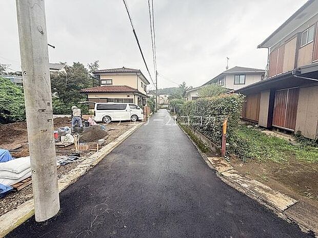 前面道路を含む現地写真