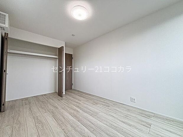 2階洋室6.7帖