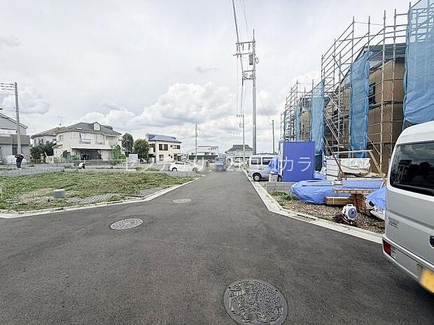 前面道路を含む現地写真