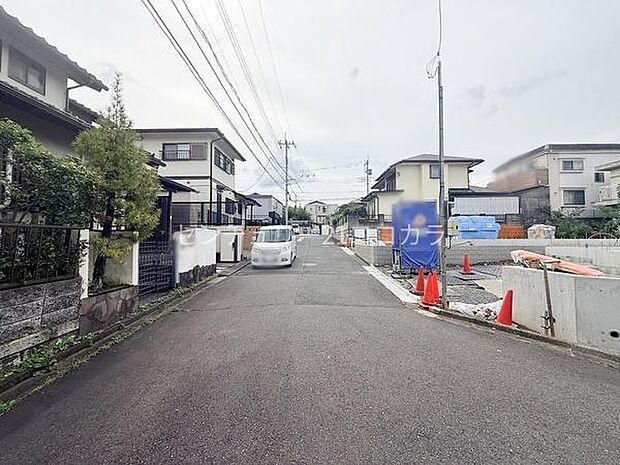 前面道路を含む現地写真
