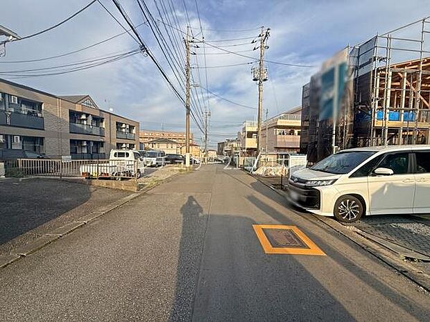 前面道路を含む現地写真