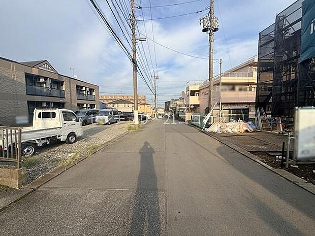 前面道路を含む現地写真