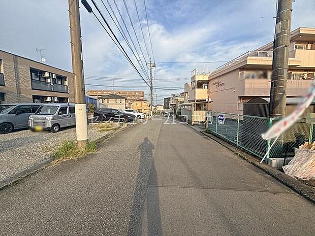 前面道路を含む現地写真