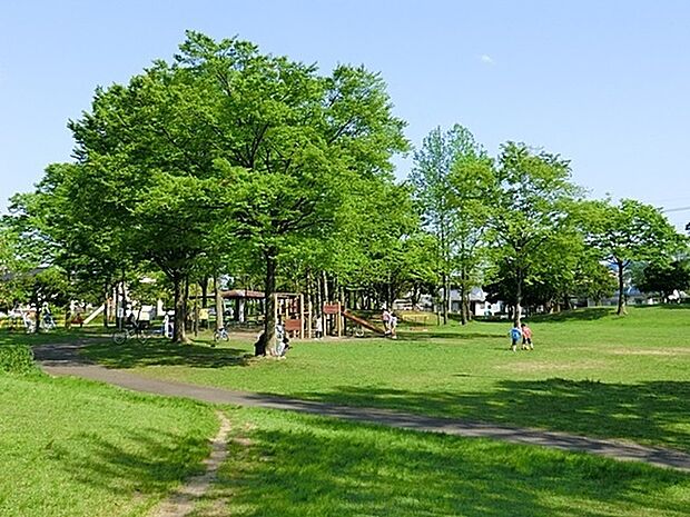 北野台中央公園まで250m
