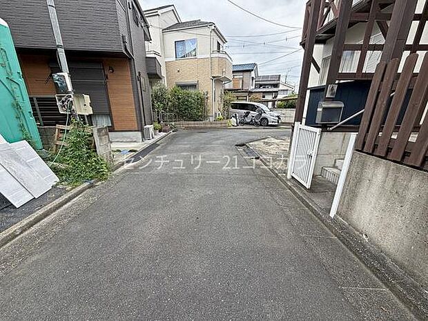 前面道路を含む現地写真