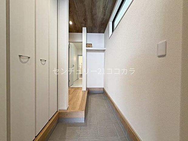 玄関ホール