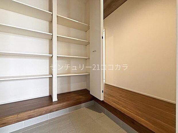 玄関・シューズボックス