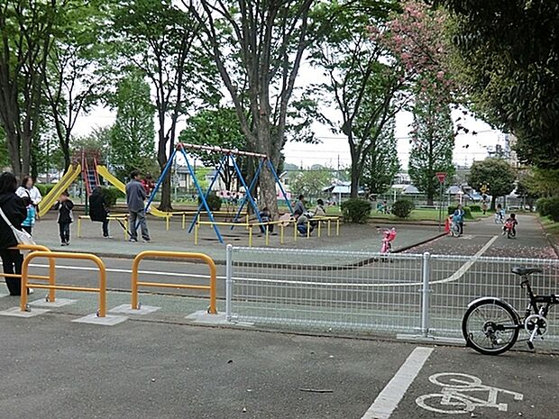 東浅川公園まで750m