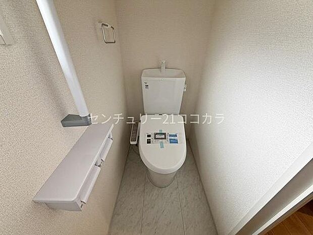 ウォシュレット機能付トイレ