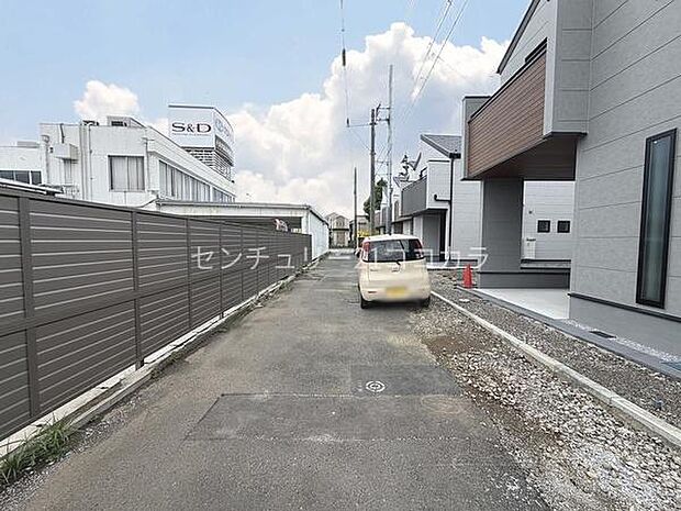 前面道路を含む現地写真