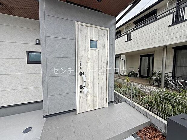 玄関ドア