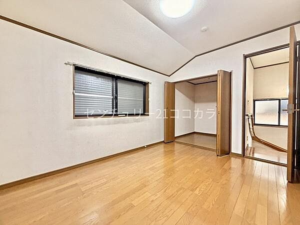 洋室を拡大表示