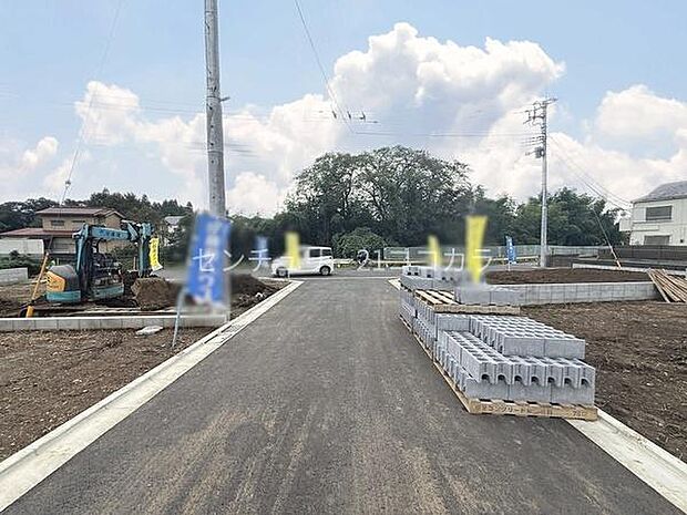 前面道路を含む現地写真