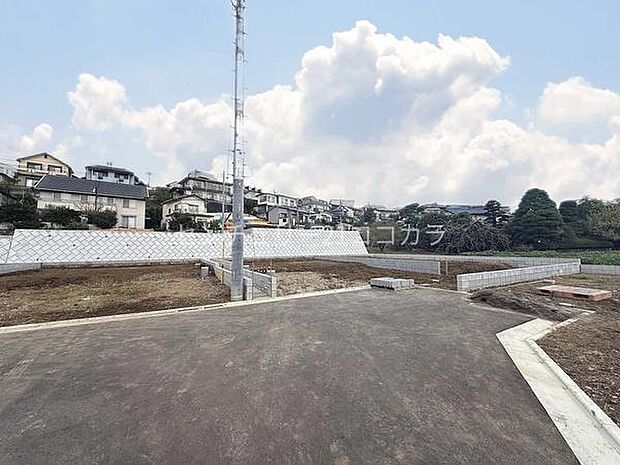 前面道路を含む現地写真