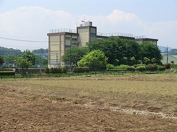 八王子市立横川中学校まで850m