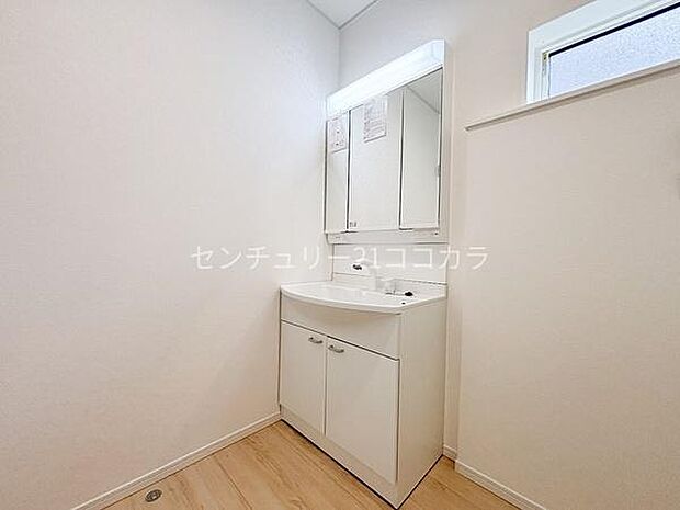 3面鏡シャンプードレッサー