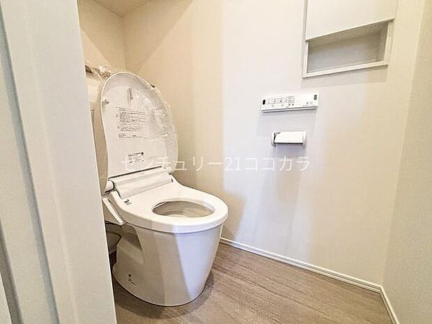 ウォシュレット機能付トイレ