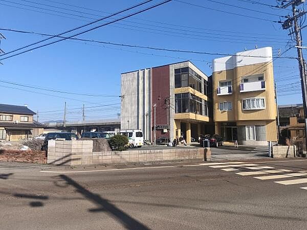 外観：325000115795