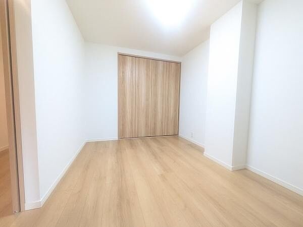洋室のお部屋です！