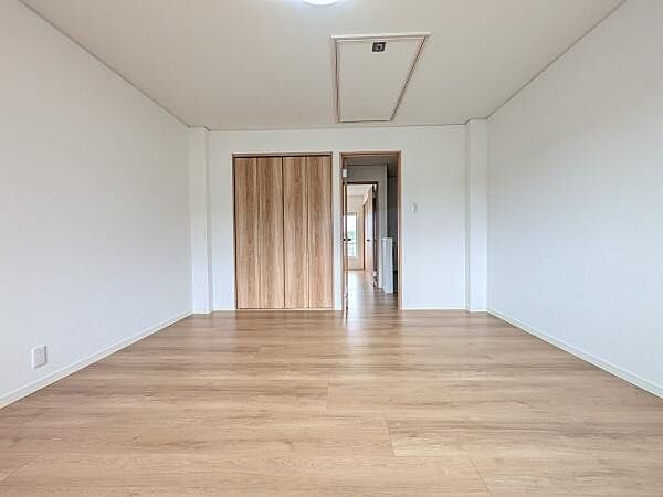 洋室のお部屋です！