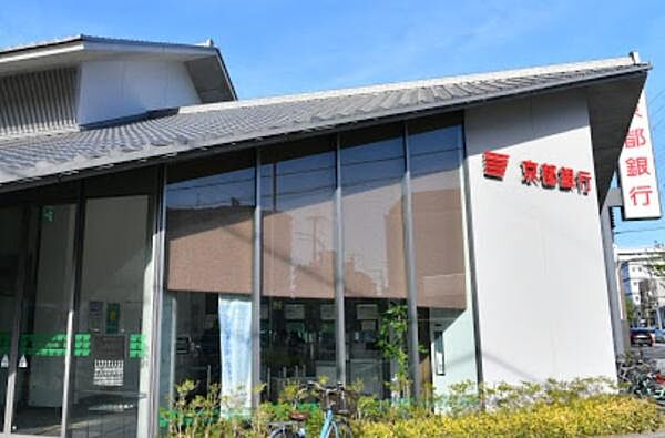 京都銀行西七条支店まで643m