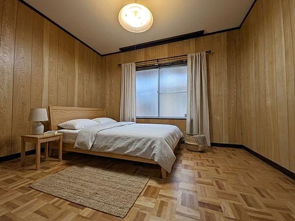 ※本画像は生成AIで家具を配置したイメージです。家具は架空のデザインで実在の製品とは異なり、販売価格に含まれません。コンセント等の細部設備は一部省略があり、現況とは異なります。